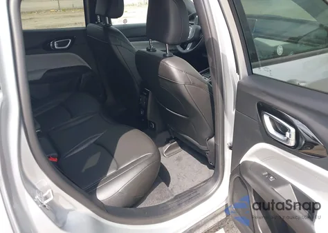 2025 Jeep Compass Limited 4X4 from USA, damaged, VIN 3C4NJDCNXST579277